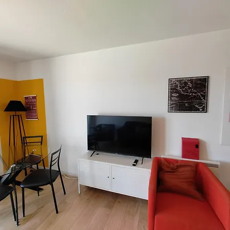 T3 Bonnefoy Apartment